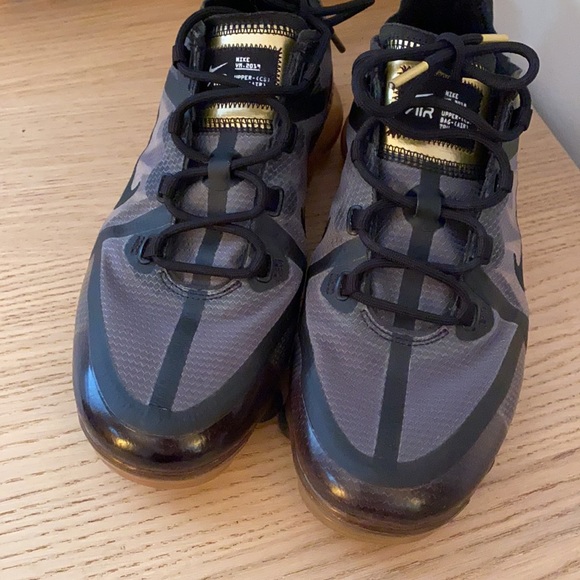 NIKE VAPORMAX SNEAKERS - Picture 12 of 16